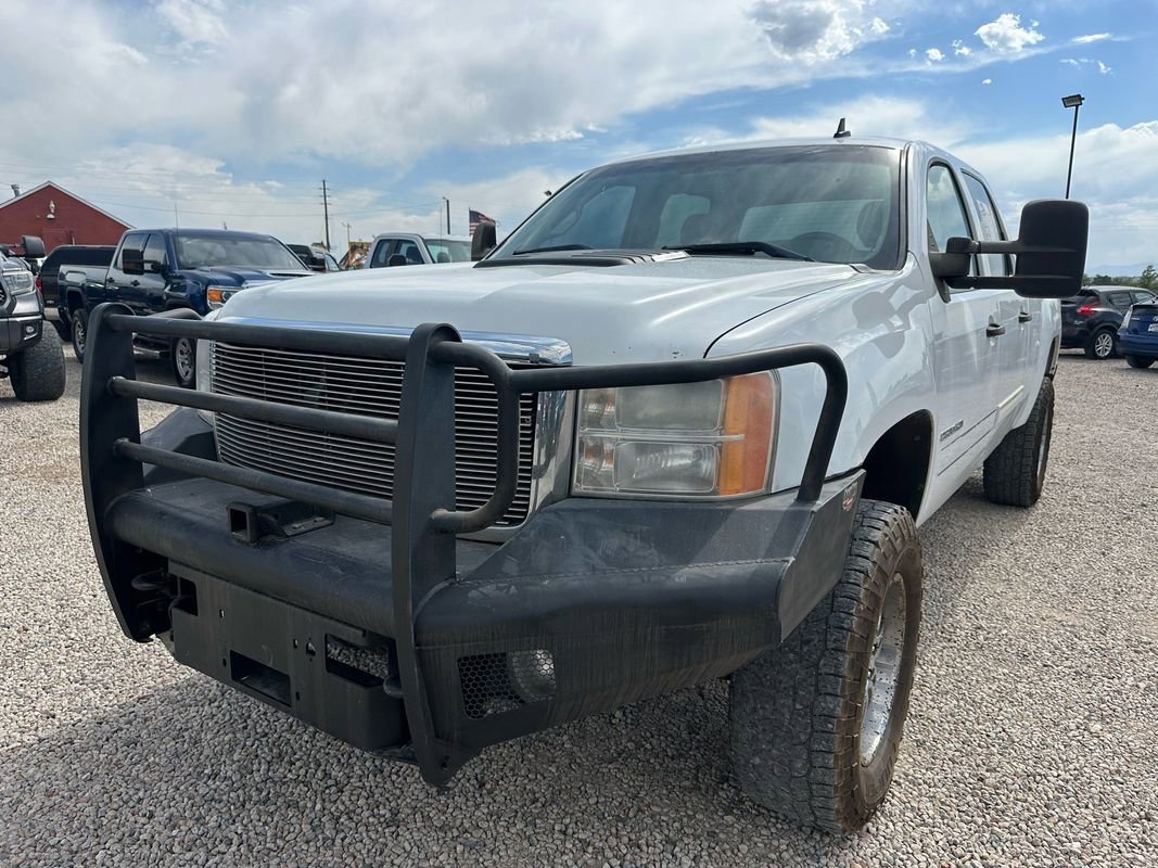Used 2012 GMC Sierra 2500 SLE w/ SLE Preferred Package AWD/4WD image 4