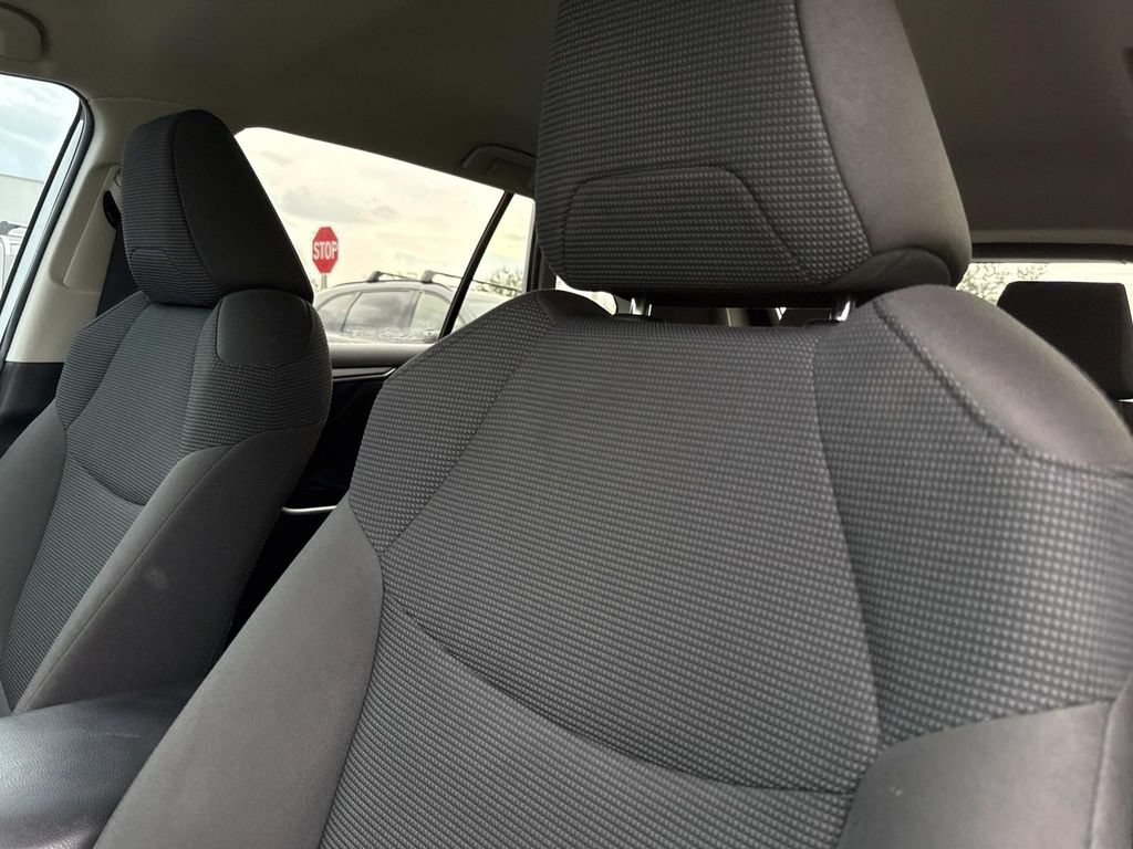 Used 2023 Toyota RAV4 LE FWD image 23
