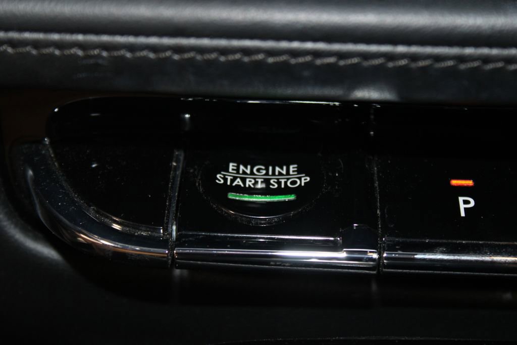 Used 2022 Lincoln Nautilus Reserve w/ Monochromatic Package image 43