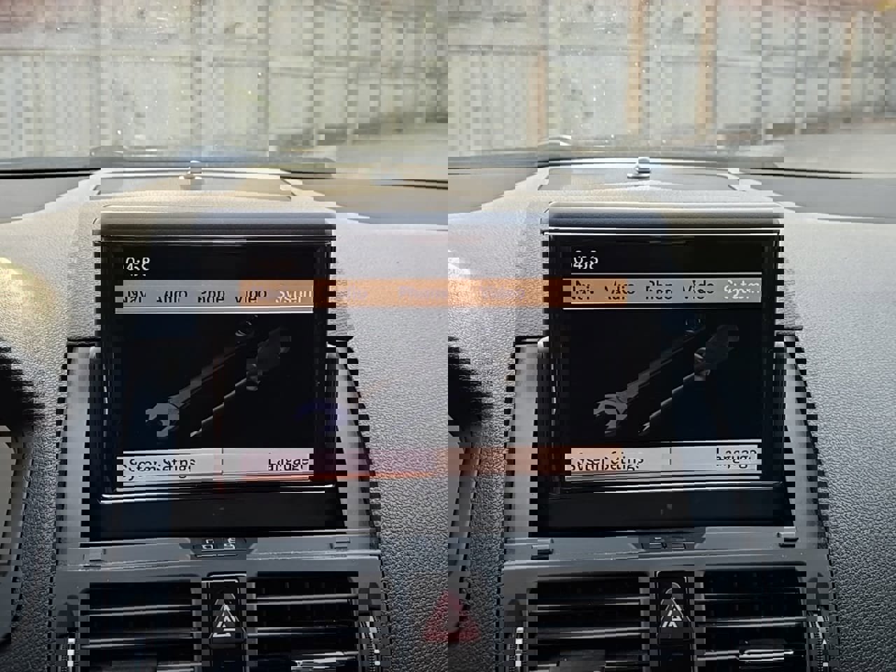 Used 2008 Mercedes-Benz C 300 Sedan image 16