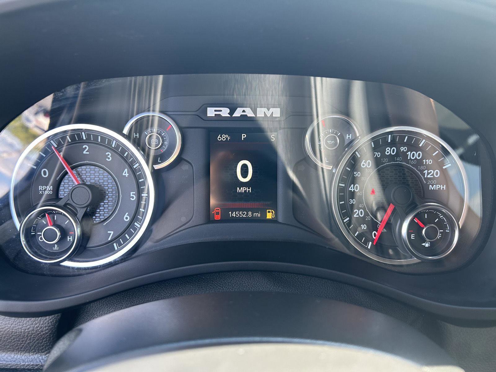 Used 2024 RAM 2500 Big Horn w/ Bed Utility Group image 15