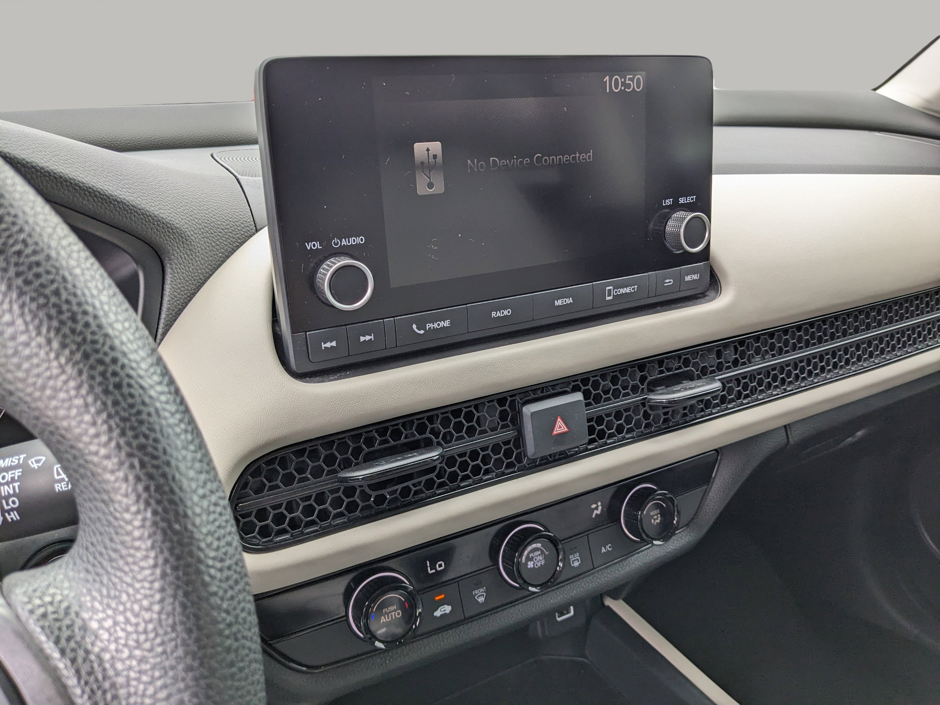Used 2023 Honda HR-V LX image 22