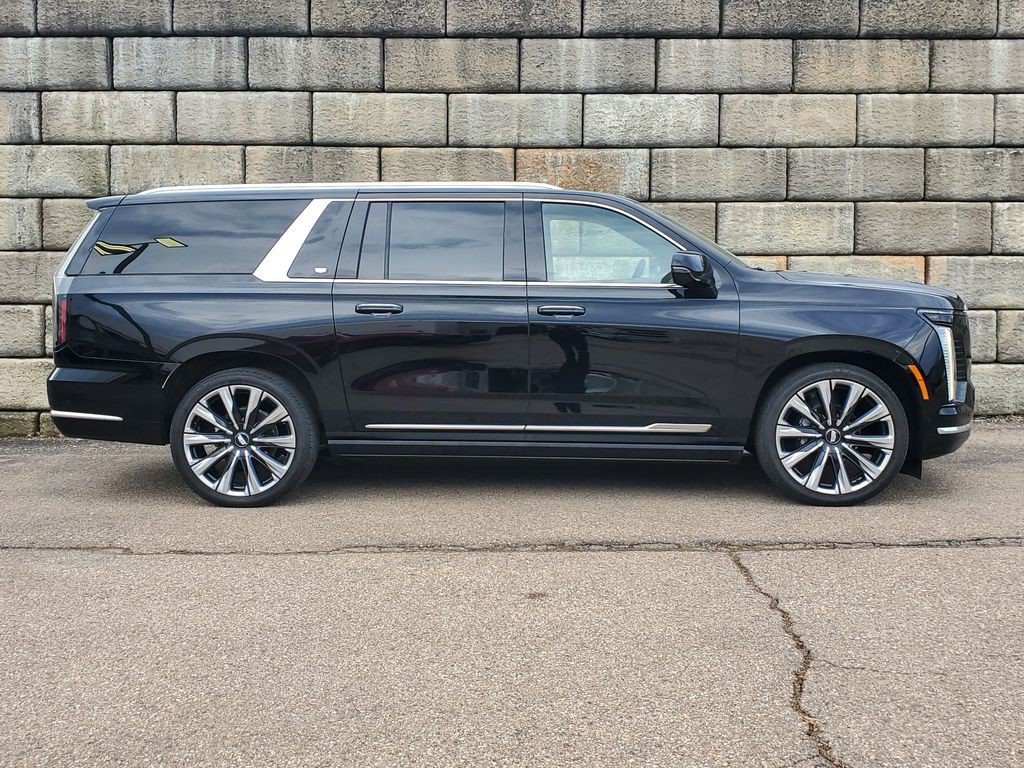 Certified 2025 Cadillac Escalade ESV Premium Luxury w/ Touring Package AWD/4WD image 25