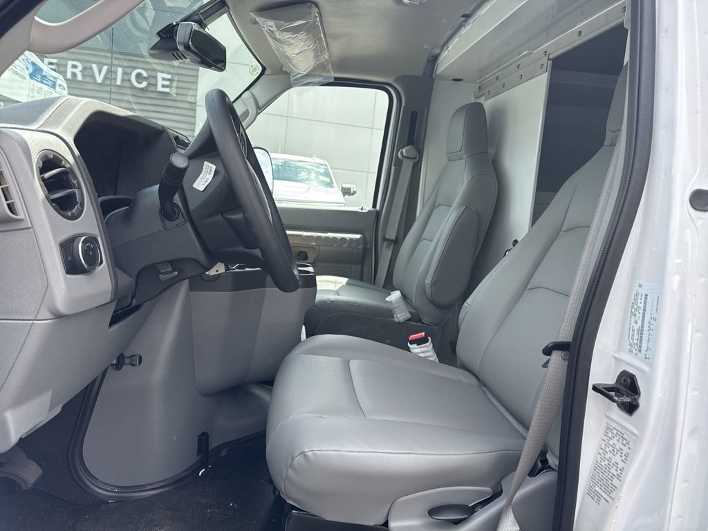 New 2027 Ford E-350 and Econoline 350 Super Duty w/ Power Equipment Group RWD image 13
