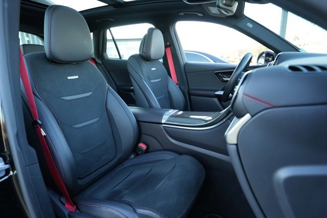 Certified 2025 Mercedes-Benz GLC 43 AMG 4MATIC image 40