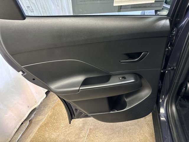 Used 2025 Hyundai Kona SEL image 21