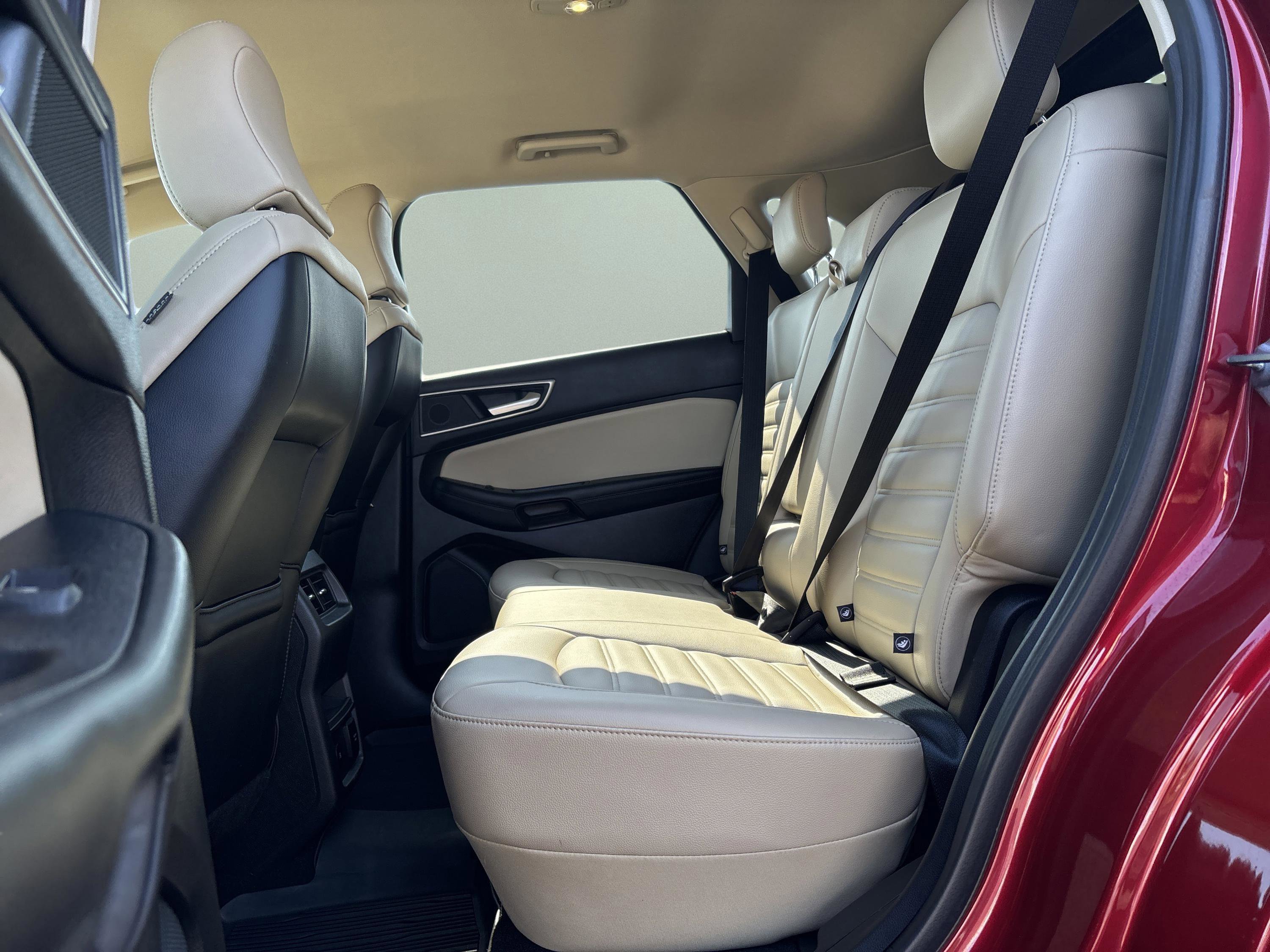 Used 2022 Ford Edge SEL w/ Convenience Package image 15