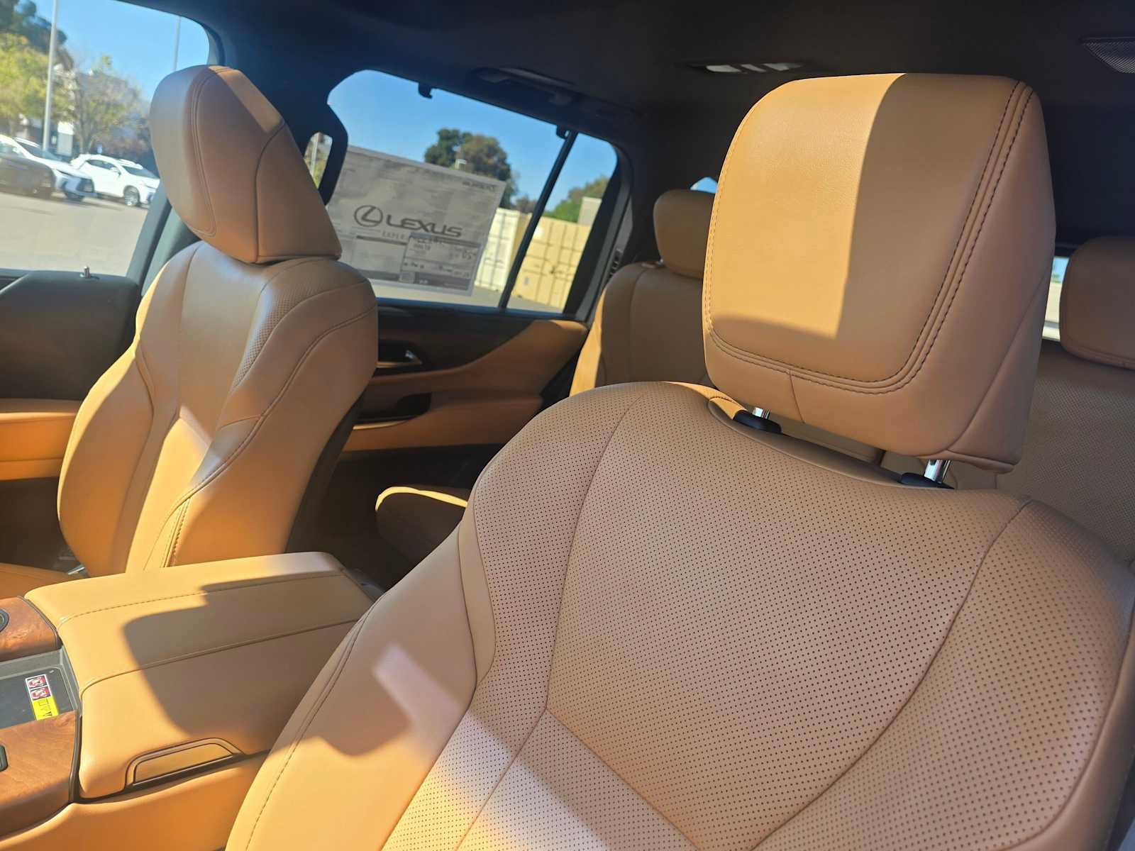New 2026 Lexus LX 700h Luxury AWD/4WD image 23