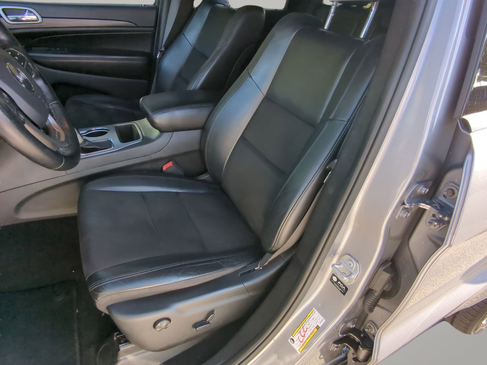 Used 2021 Jeep Grand Cherokee Laredo X image 55