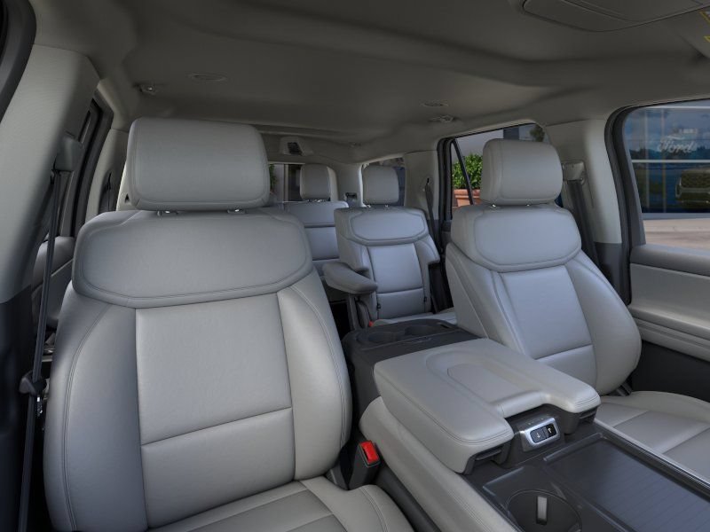 New 2026 Ford Expedition Active RWD image 10