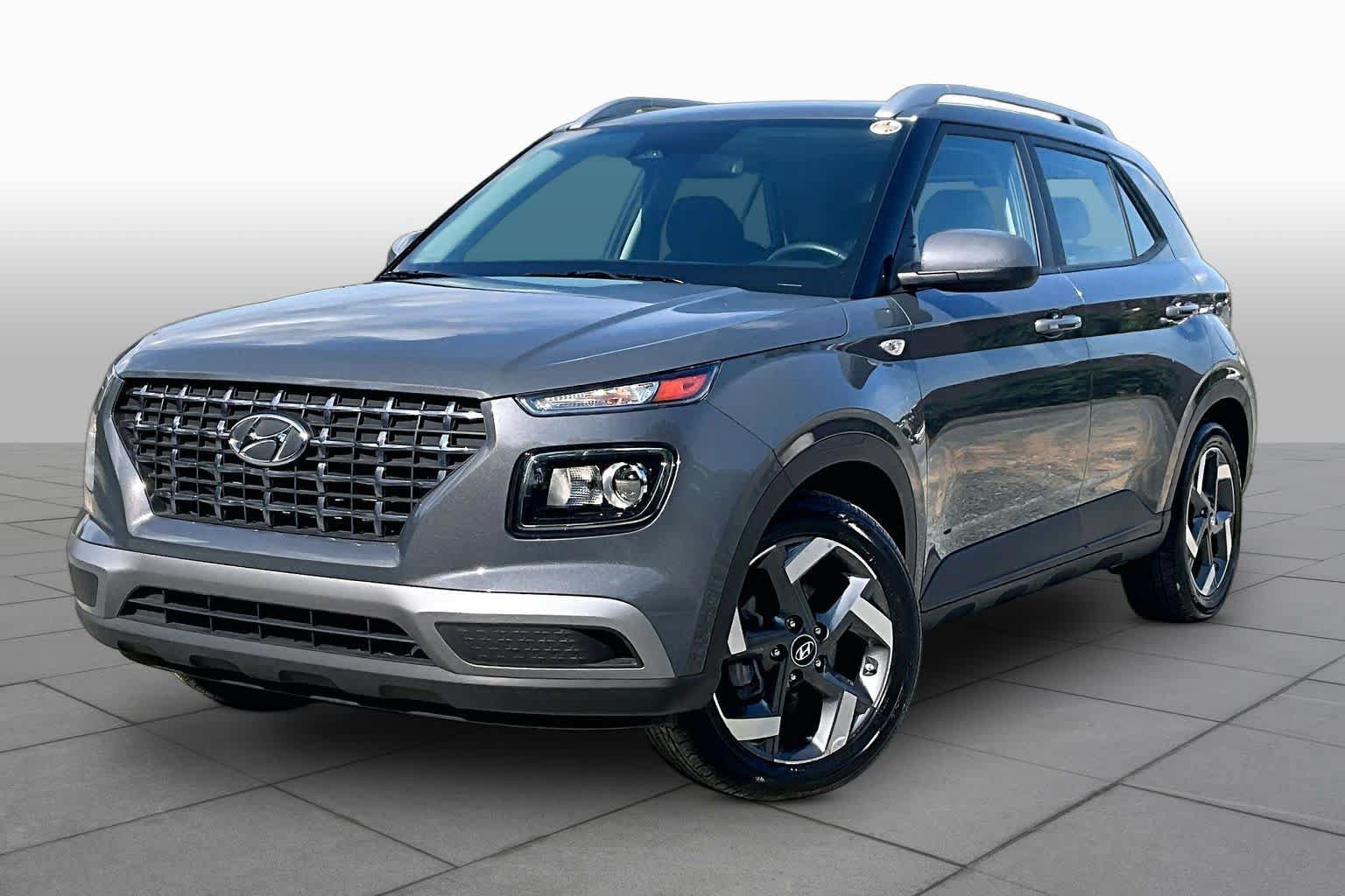 Used 2025 Hyundai Venue SEL