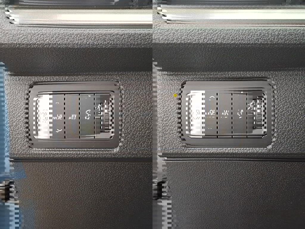 New 2026 Chevrolet Traverse LT w/ Driver Confidence Package AWD/4WD image 17