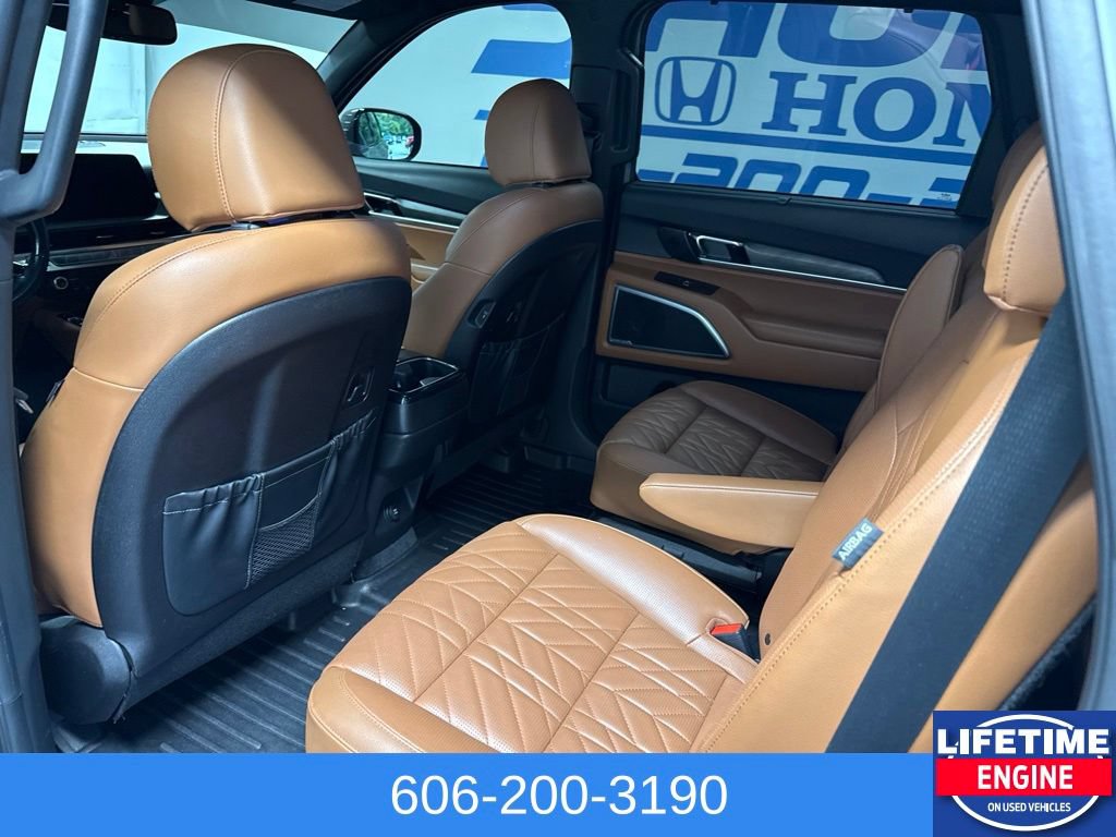 Used 2023 Kia Telluride SX X-Line AWD/4WD image 17