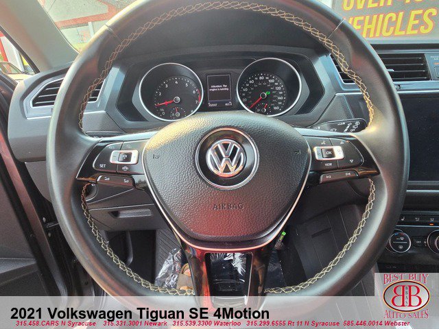 Used 2021 Volkswagen Tiguan SE AWD/4WD image 17