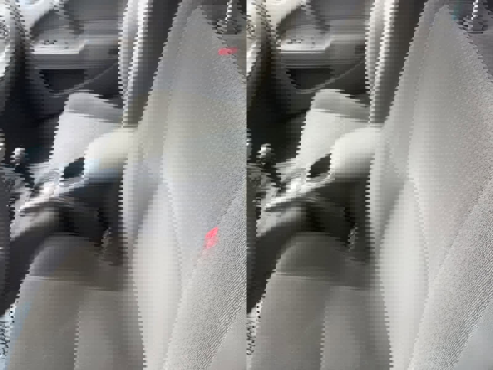 Used 2003 Dodge Stratus SE image 22