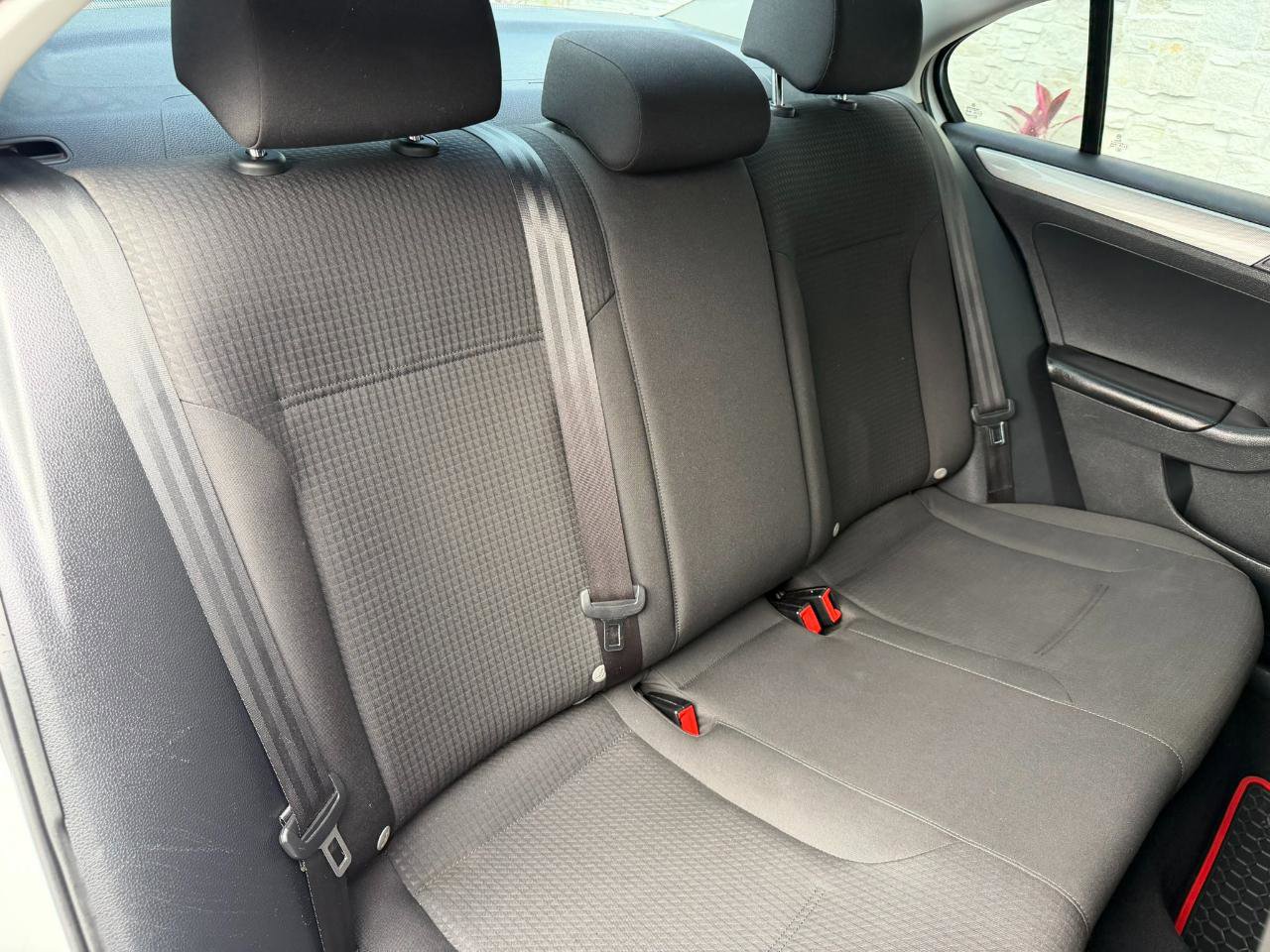 Used 2016 Volkswagen Jetta SE image 44