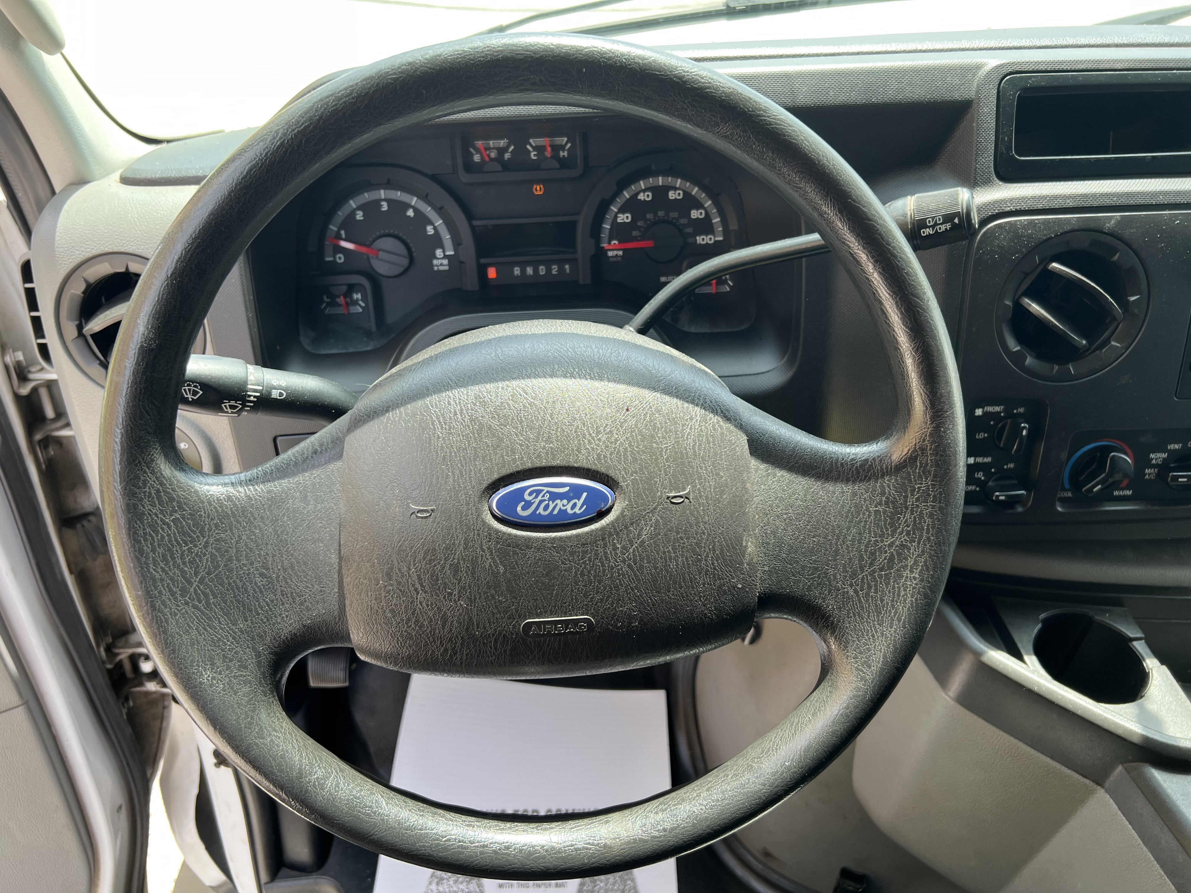 Used 2013 Ford E-250 and Econoline 250 Extended w/ PWR Group RWD image 18