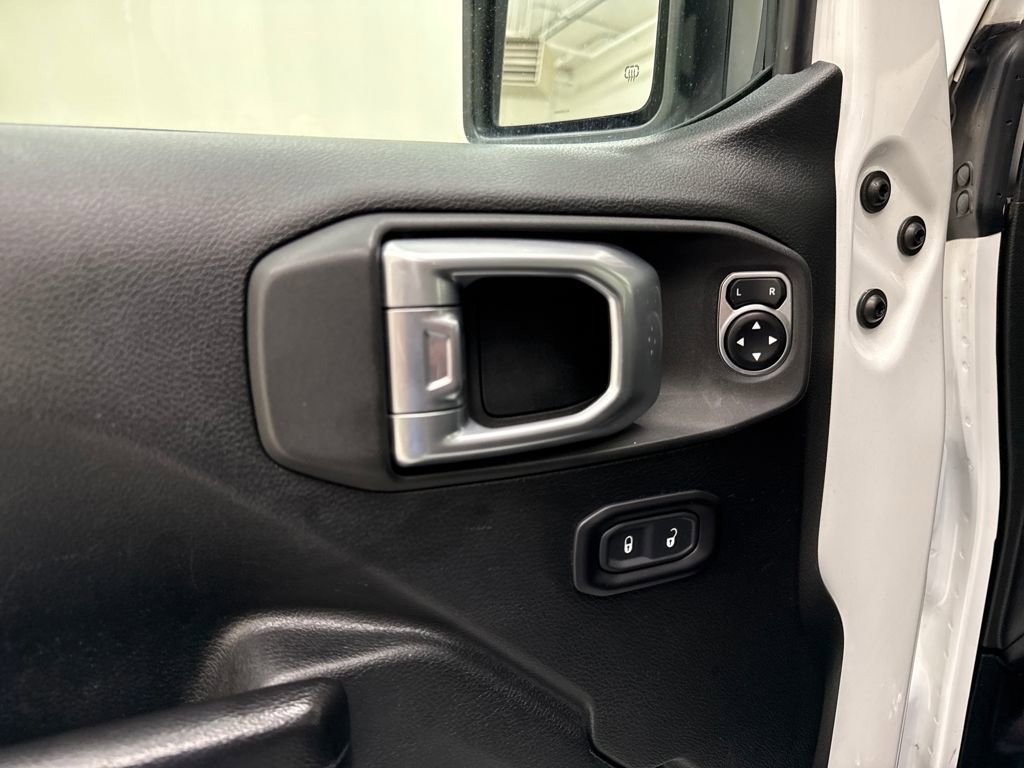 Used 2020 Jeep Wrangler Unlimited Sport image 14