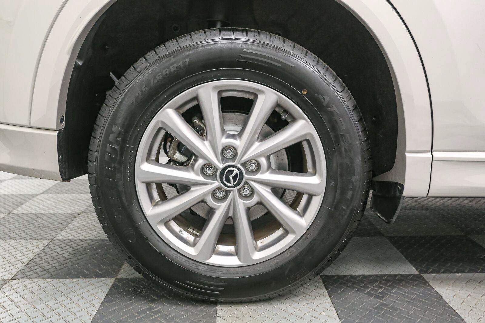 Used 2025 MAZDA CX-5 AWD 2.5 S w/ Select Package image 16