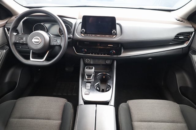 Used 2023 Nissan Rogue SV image 14