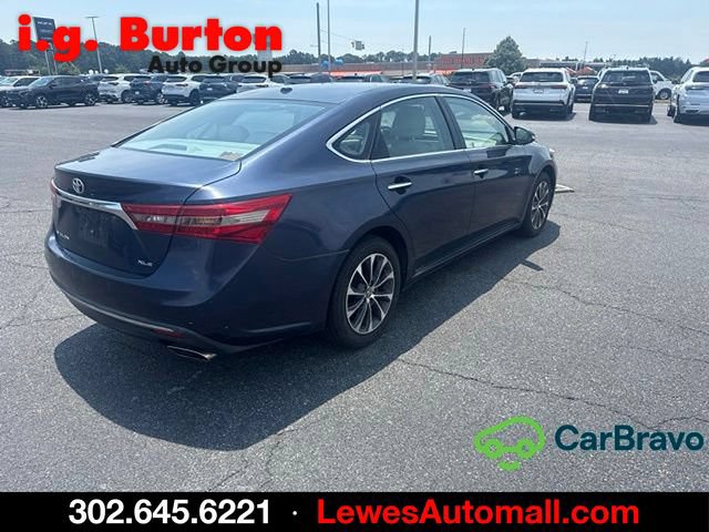Used 2016 Toyota Avalon XLE Premium FWD image 3
