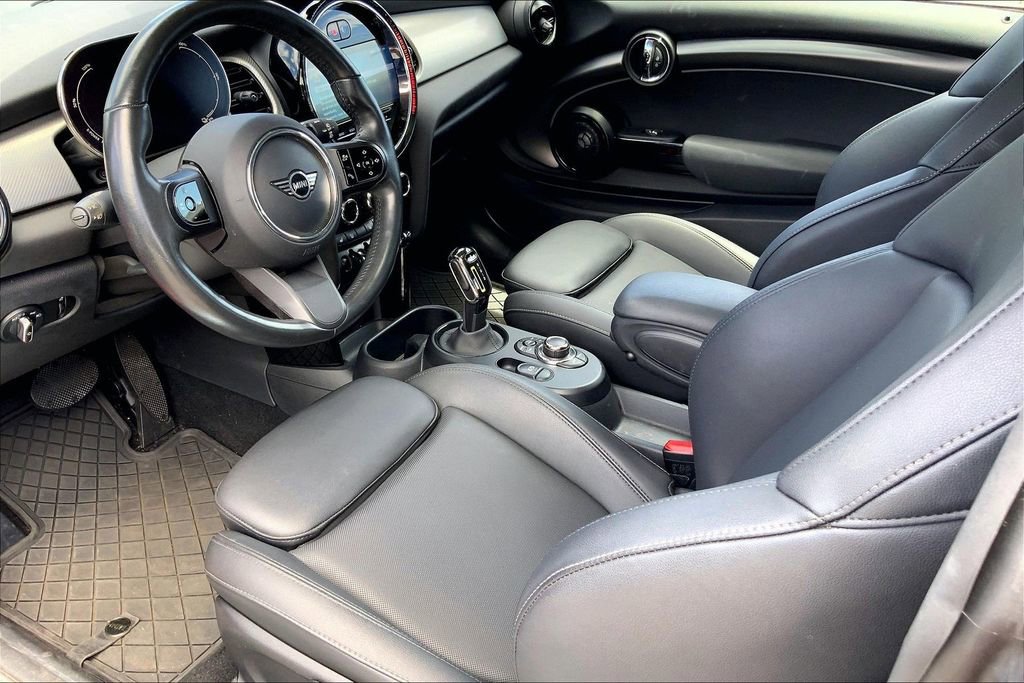 Certified 2024 MINI Cooper SE FWD image 17