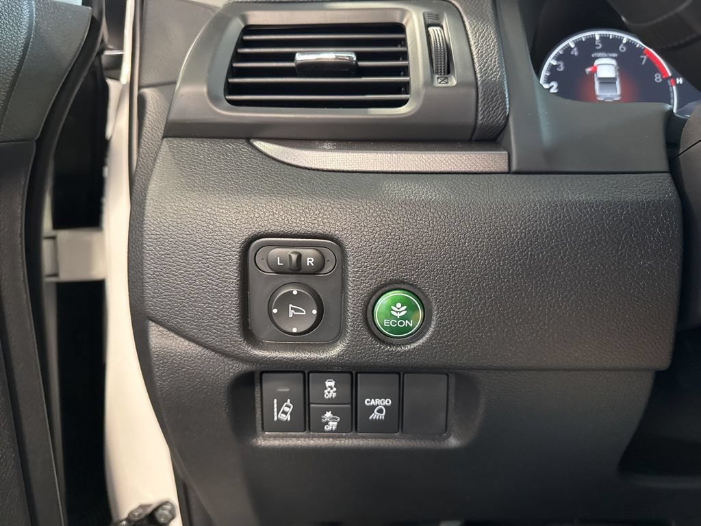 Certified 2025 Honda Ridgeline RTL image 17