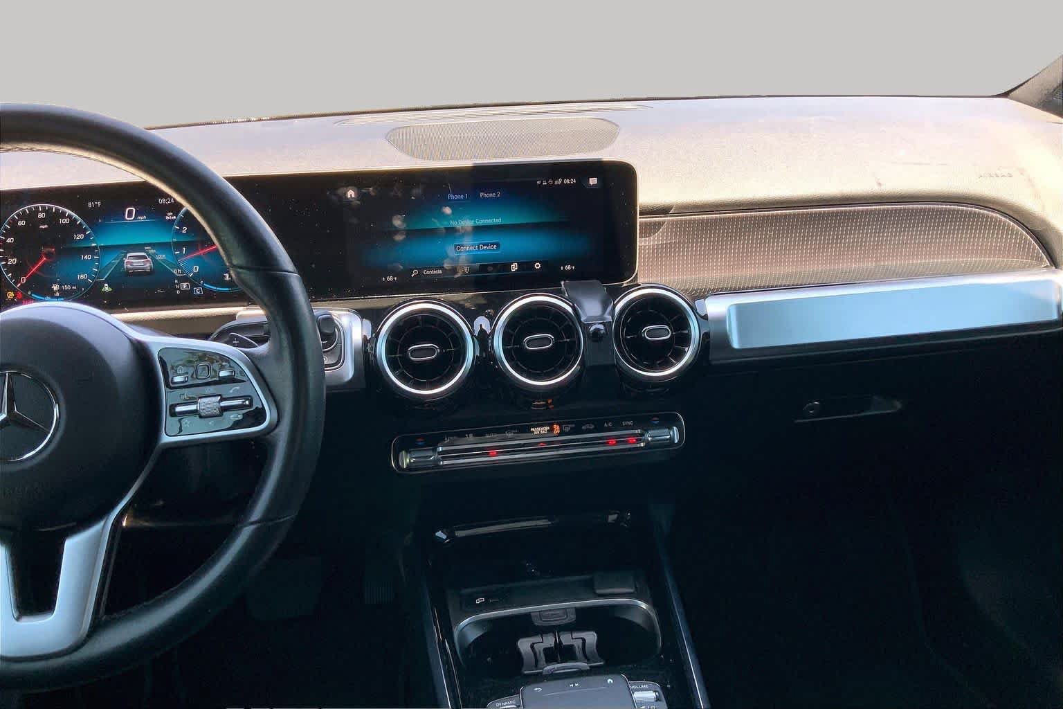 Used 2021 Mercedes-Benz GLB 250 4MATIC image 6