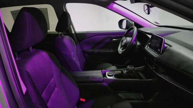 Used 2024 Nissan Rogue SV image 21