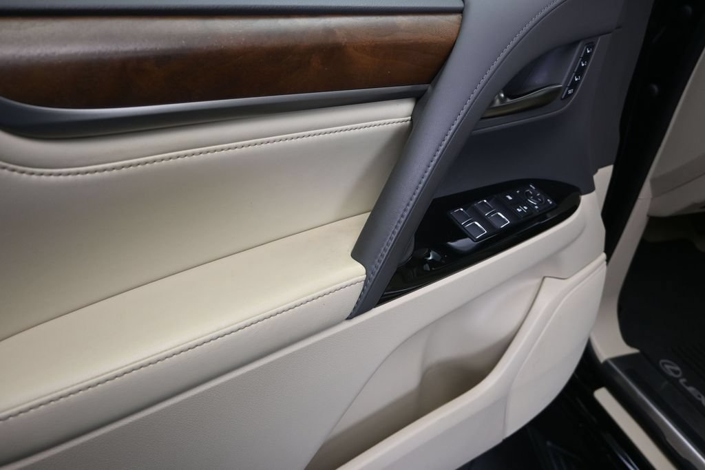 Certified 2021 Lexus LX 570 4WD w/ Luxury Package image 11