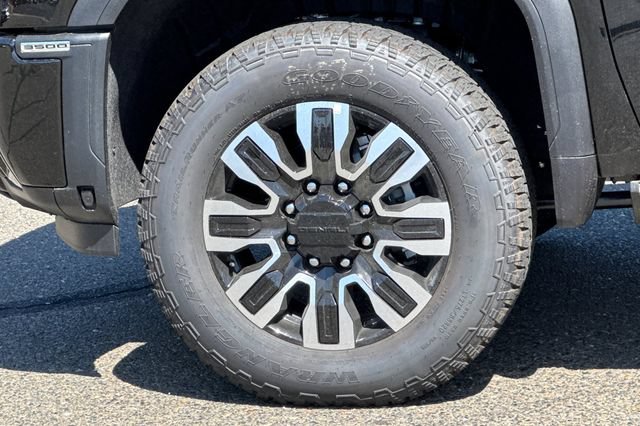 New 2026 GMC Sierra 3500 Denali Ultimate AWD/4WD image 32