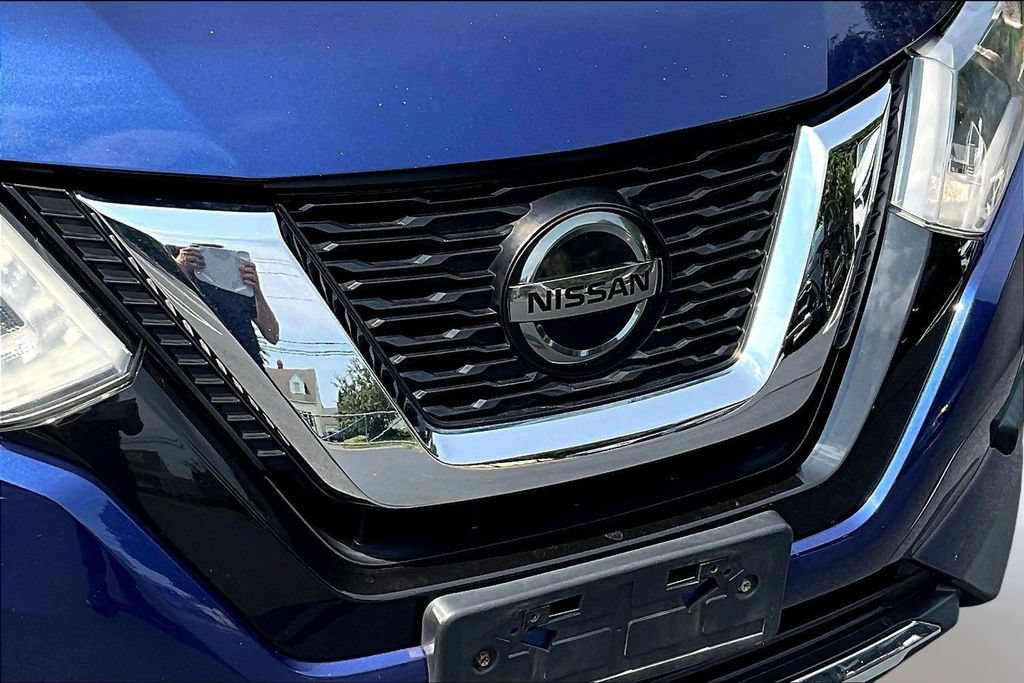 Used 2019 Nissan Rogue SV AWD/4WD image 30