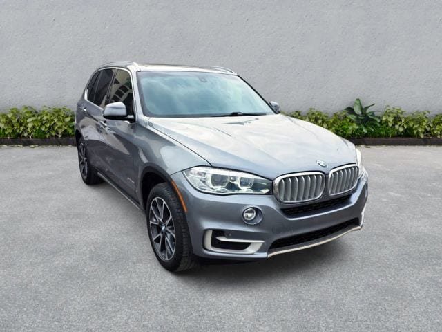 Used 2018 BMW X5 sDrive35i w/ M Sport Package image 4