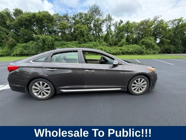 Used 2017 Hyundai Sonata Limited w/ Tech Package 03 FWD image 4