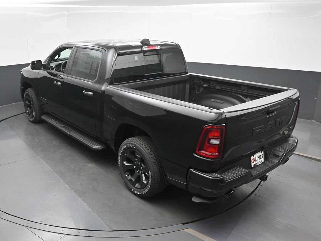 New 2026 RAM 1500 Express AWD/4WD image 31