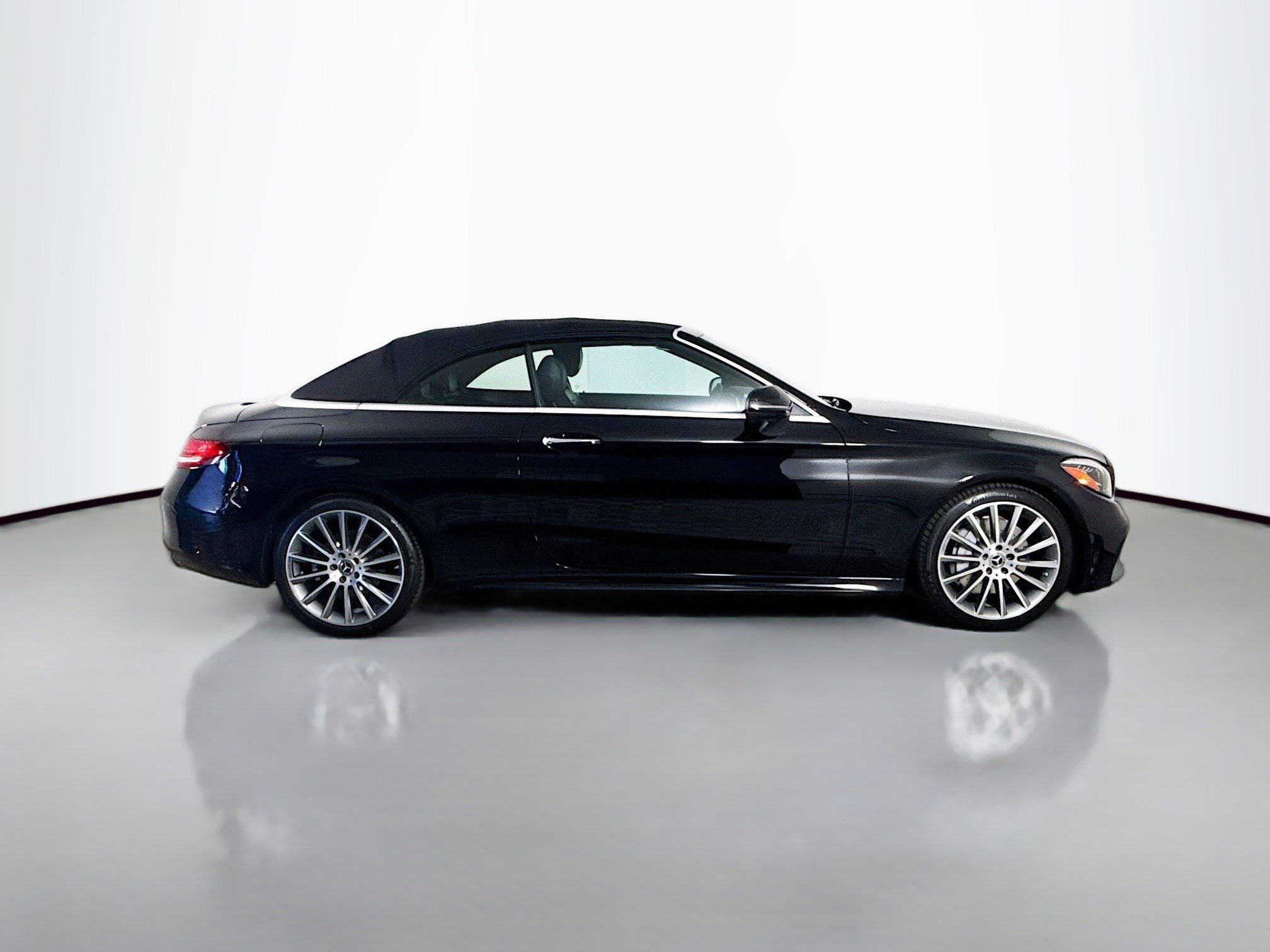 Used 2019 Mercedes-Benz C 300 Cabriolet image 11