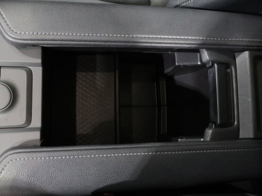 Certified 2025 Toyota Grand Highlander FWD image 35