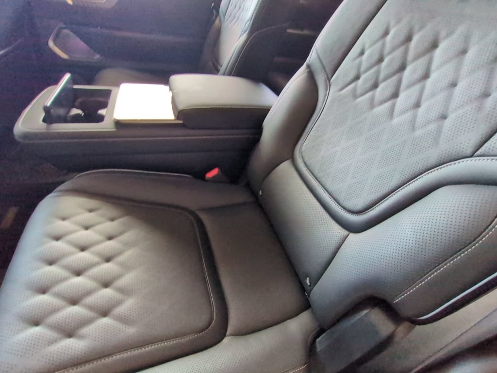 Used 2025 INFINITI QX80 Autograph w/ Autograph Exterior Package AWD/4WD image 24