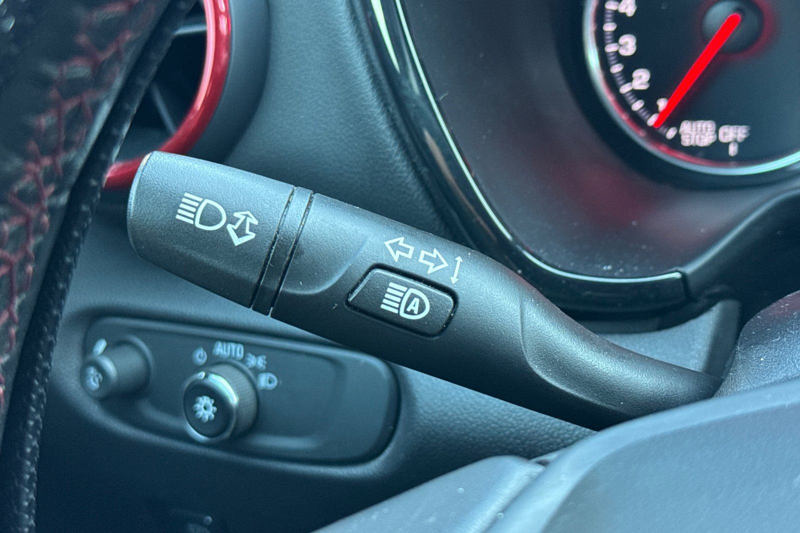 Used 2021 Chevrolet Blazer RS w/ Driver Confidence II Package image 39