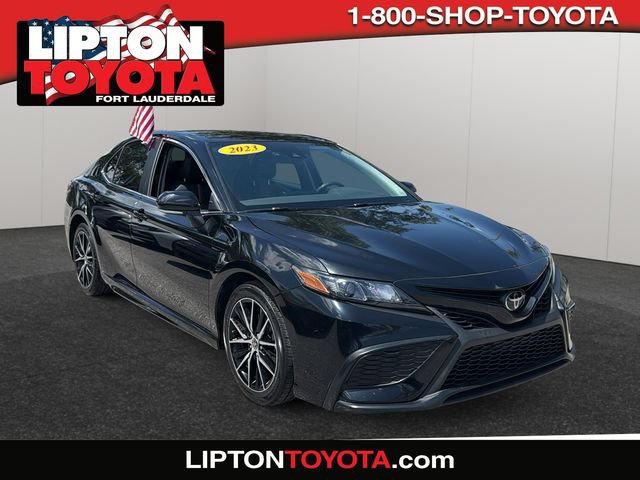 Used 2023 Toyota Camry SE