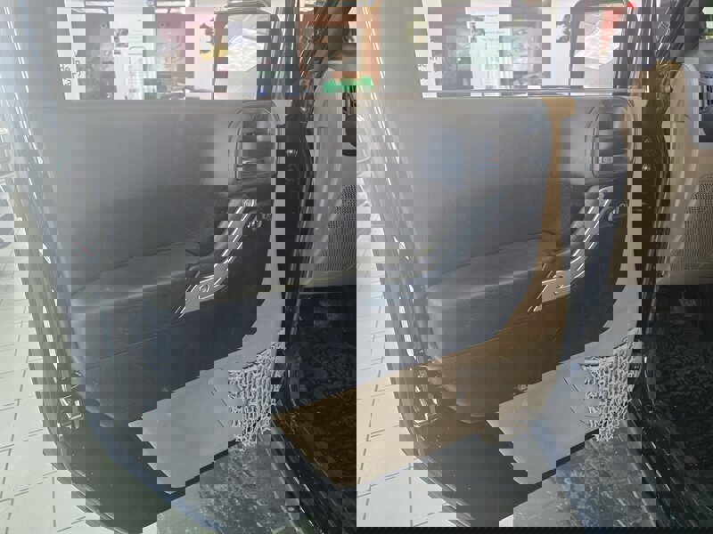 Used 2013 Jeep Wrangler Unlimited Sahara w/ Connectivity Group image 7