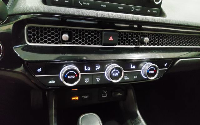Used 2023 Honda Civic EX image 29