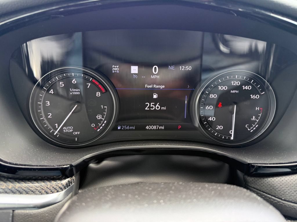 Used 2024 Cadillac XT5 Sportv w/ Technology Package AWD/4WD image 18