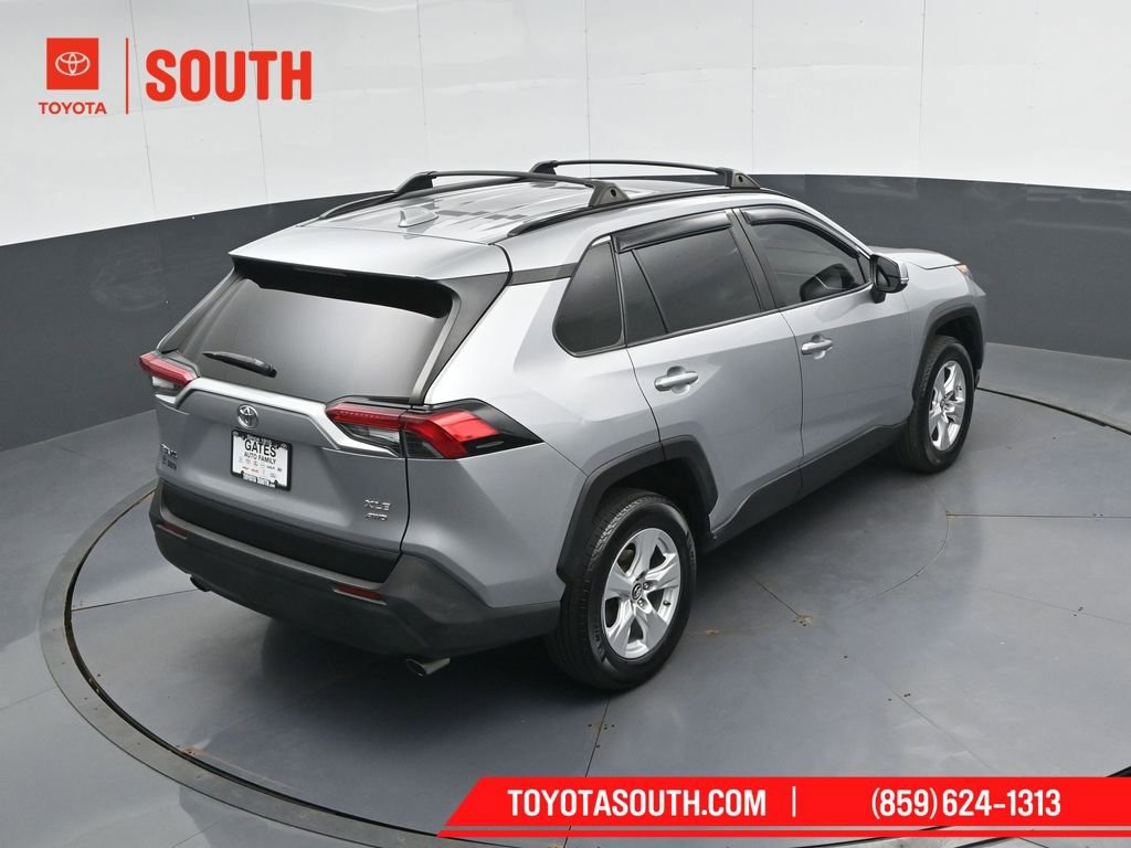 Used 2019 Toyota RAV4 XLE w/ Carpet Mat Package AWD/4WD image 44