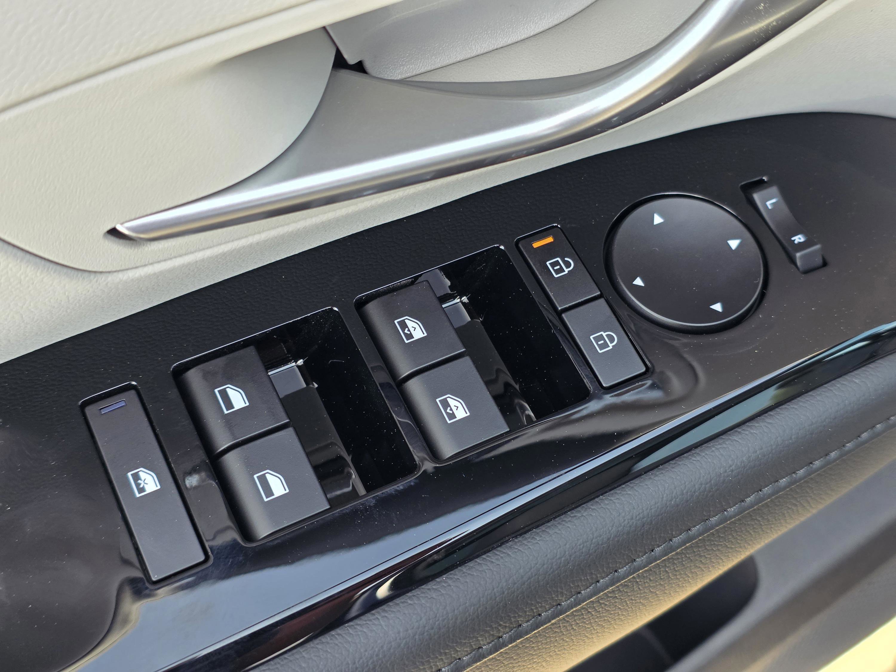 New 2026 Hyundai Tucson Limited image 29