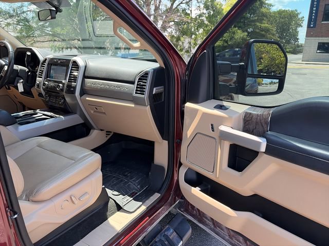 Used 2017 Ford F250 Lariat w/ Lariat Value Package AWD/4WD image 24