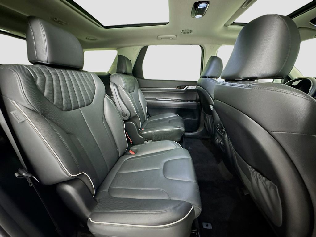 Used 2025 Hyundai Palisade Limited image 27