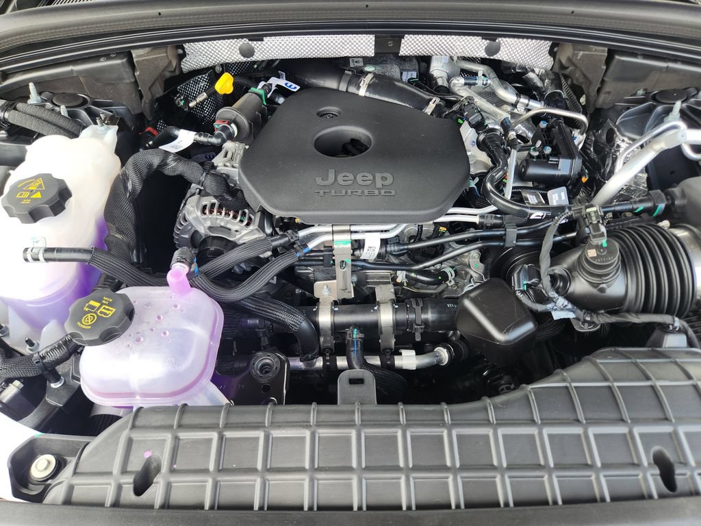 New 2026 Jeep Grand Cherokee Altitude RWD image 20