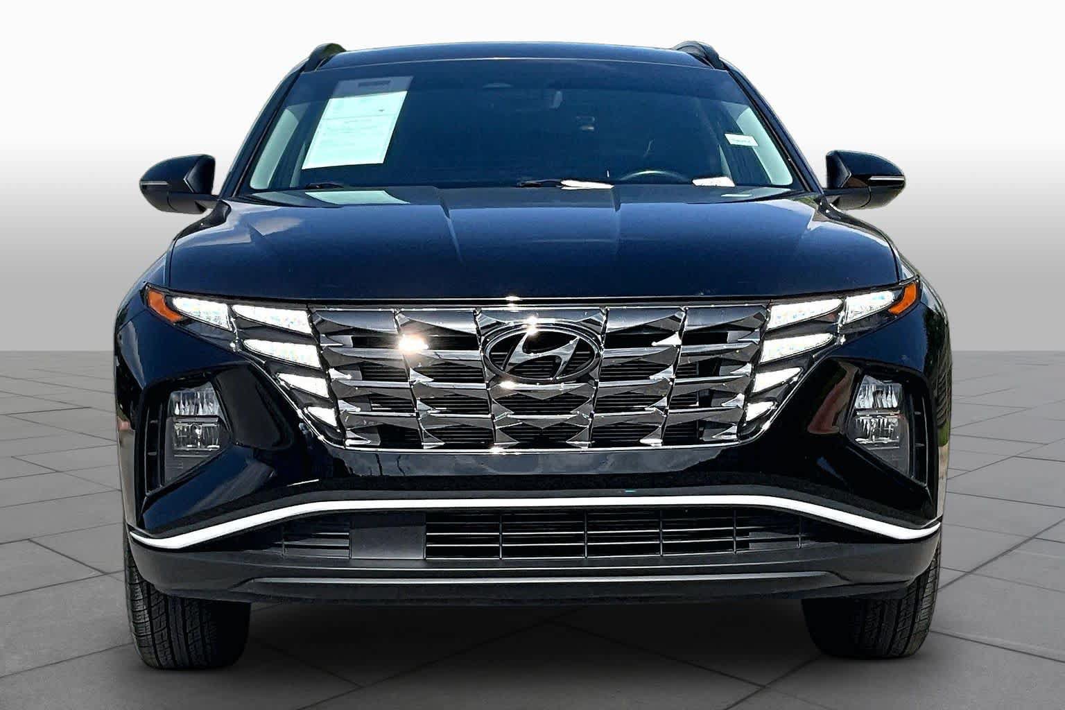 Used 2022 Hyundai Tucson SEL w/ Convenience + Premium Package FWD image 4