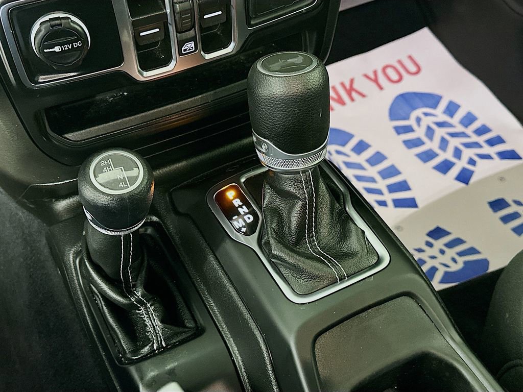 Certified 2022 Jeep Wrangler Unlimited Sahara w/ Cold Weather Group image 27